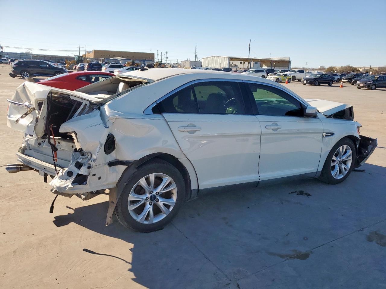 2011 Ford Taurus Sel - Фото 3