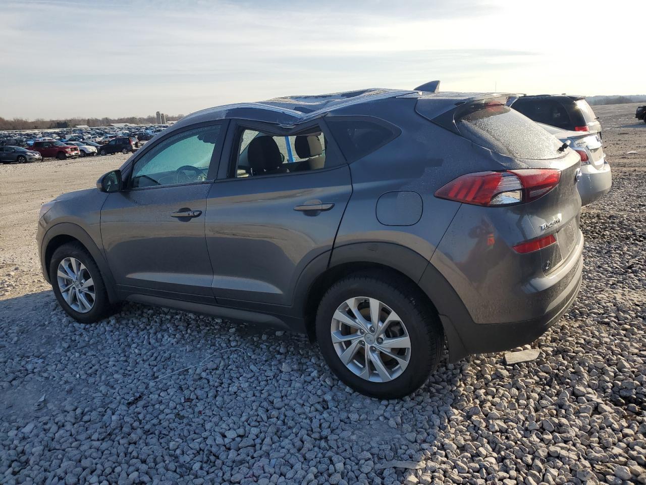 2021 Hyundai Tucson Limited - Фото 2