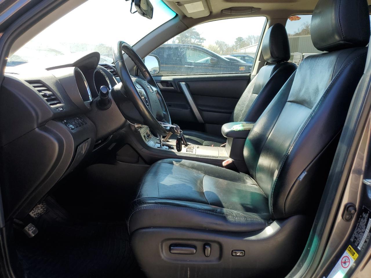 2011 Toyota Highlander Base - Image 7