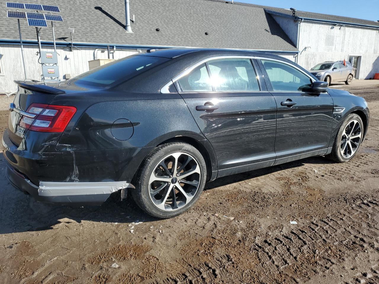 2015 Ford Taurus Sho - Фото 3