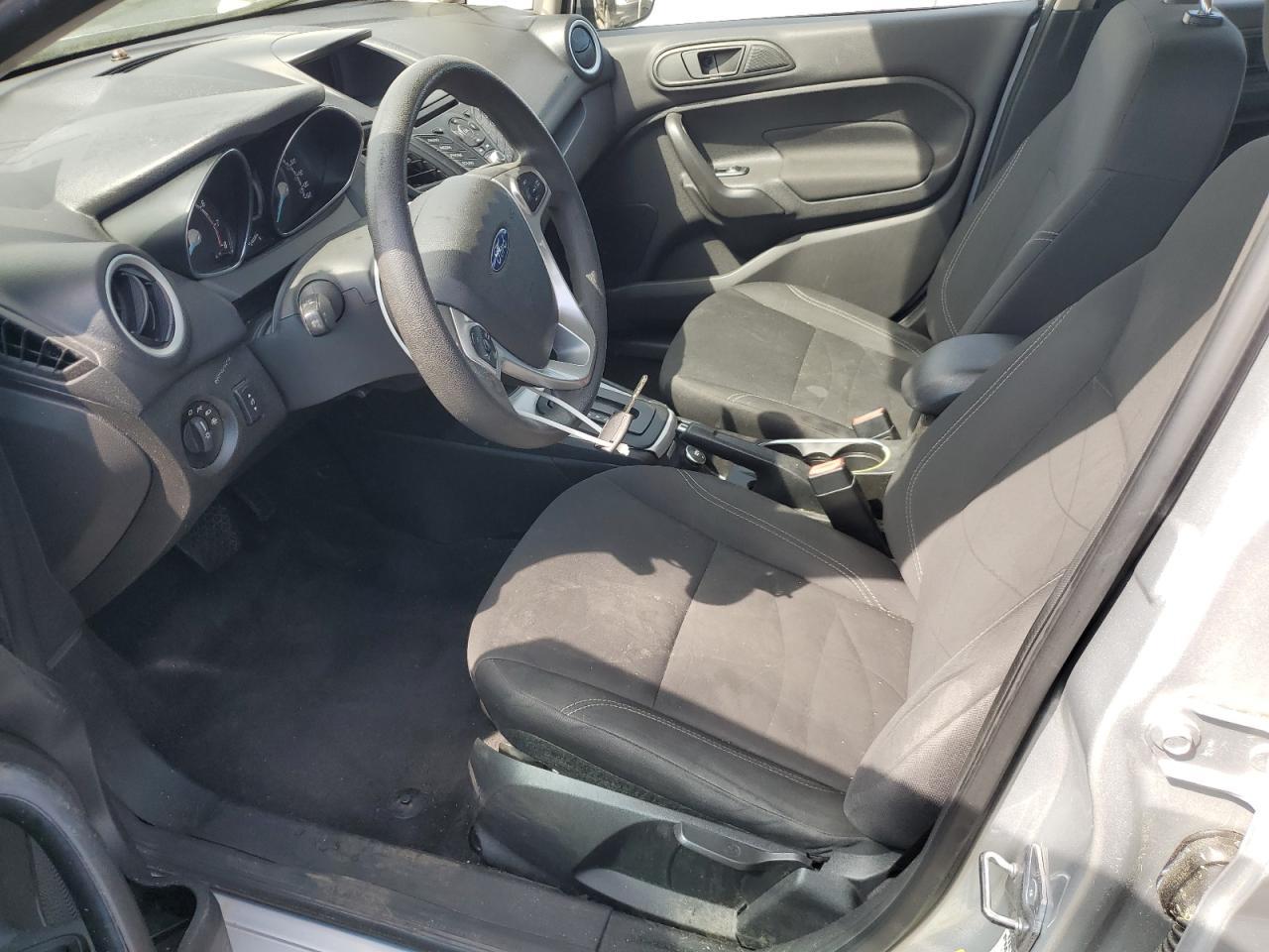 2018 Ford Fiesta Se - Фото 7