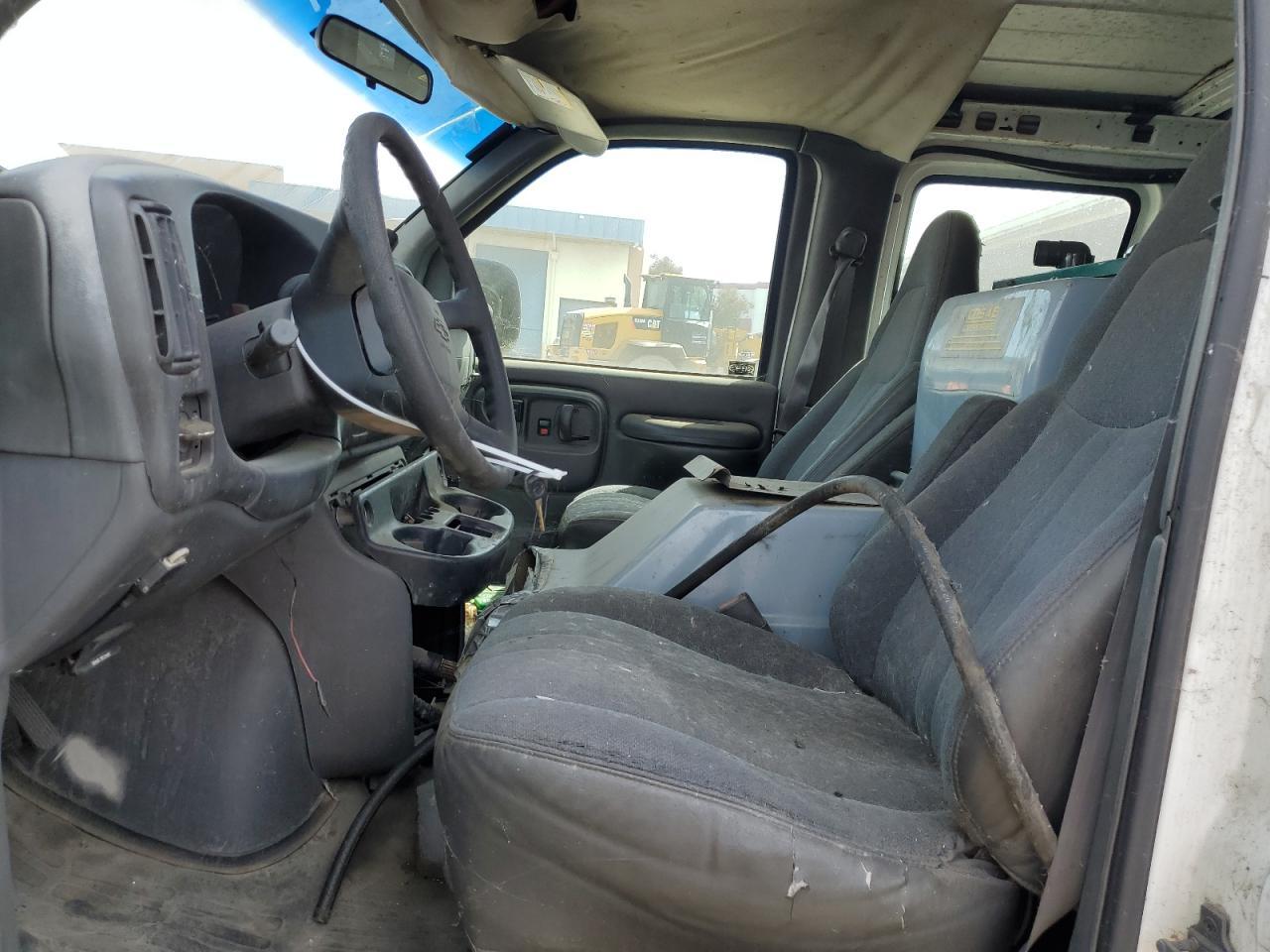 2002 Chevrolet Express G3500 - Фото 7