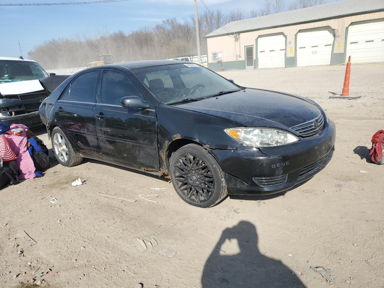 2005 Toyota Camry Le - Фото 4
