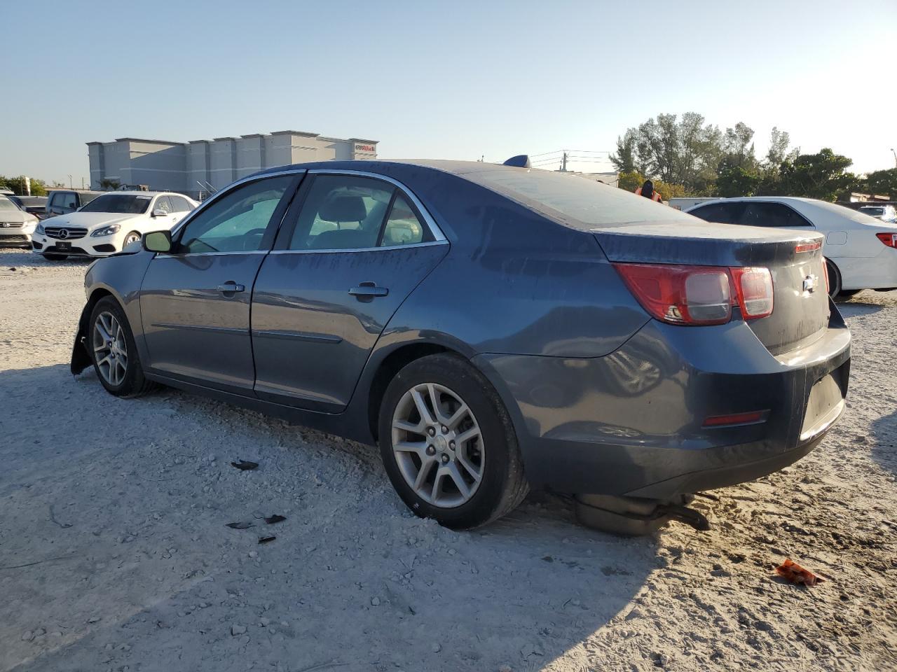 2013 Chevrolet Malibu 1Lt - Image 2