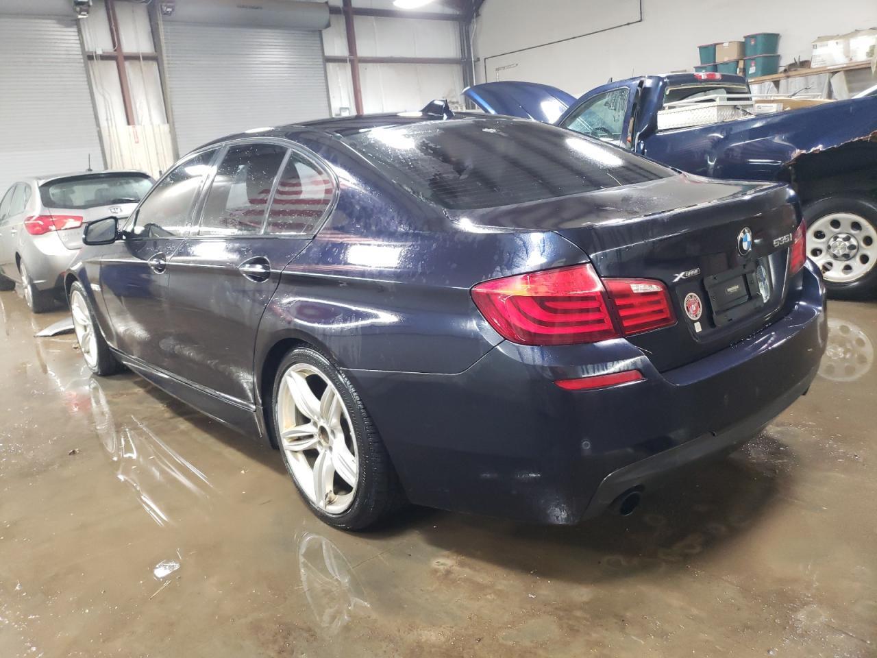 2013 BMW 535 Xi - Фото 2