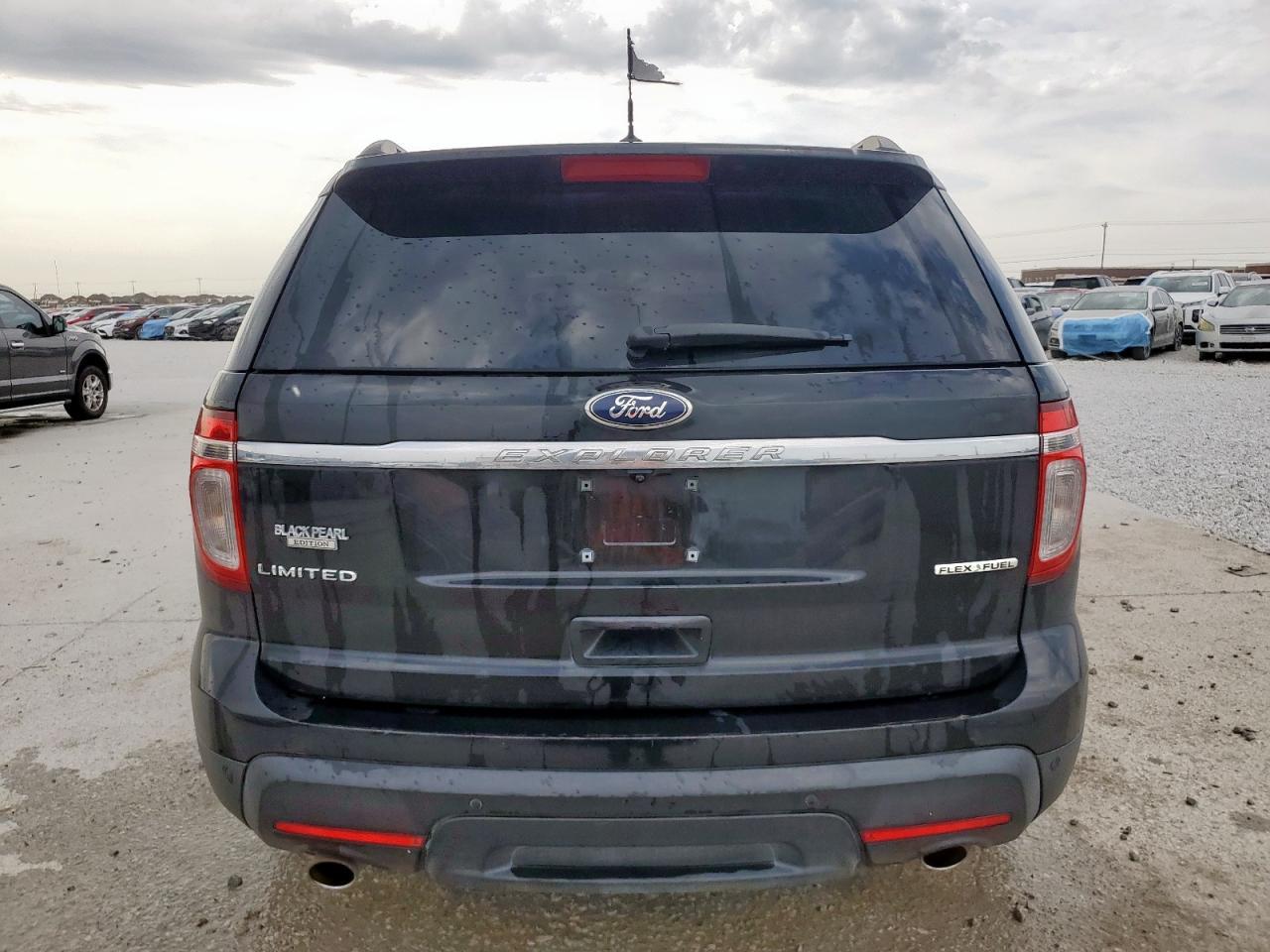 2013 Ford Explorer Limited - Image 6