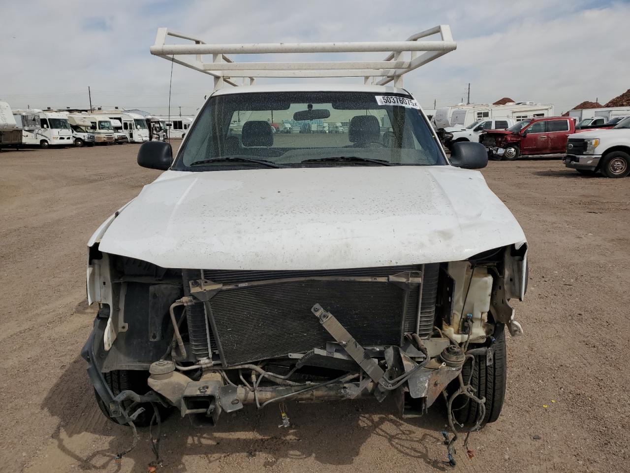 2005 GMC Sierra C2500 Heavy Duty - Image 5