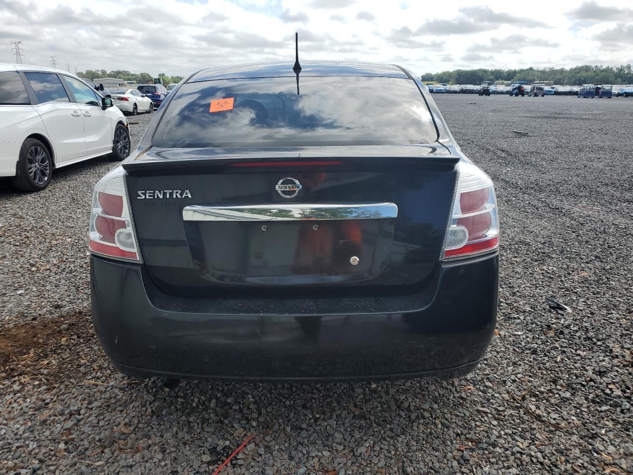 2012 Nissan Sentra 2.0 - Image 6