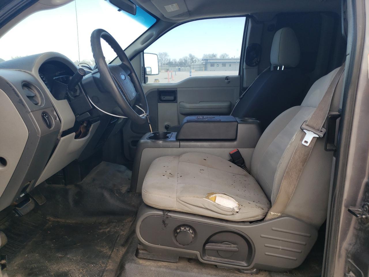 2006 Ford F150 - Image 7