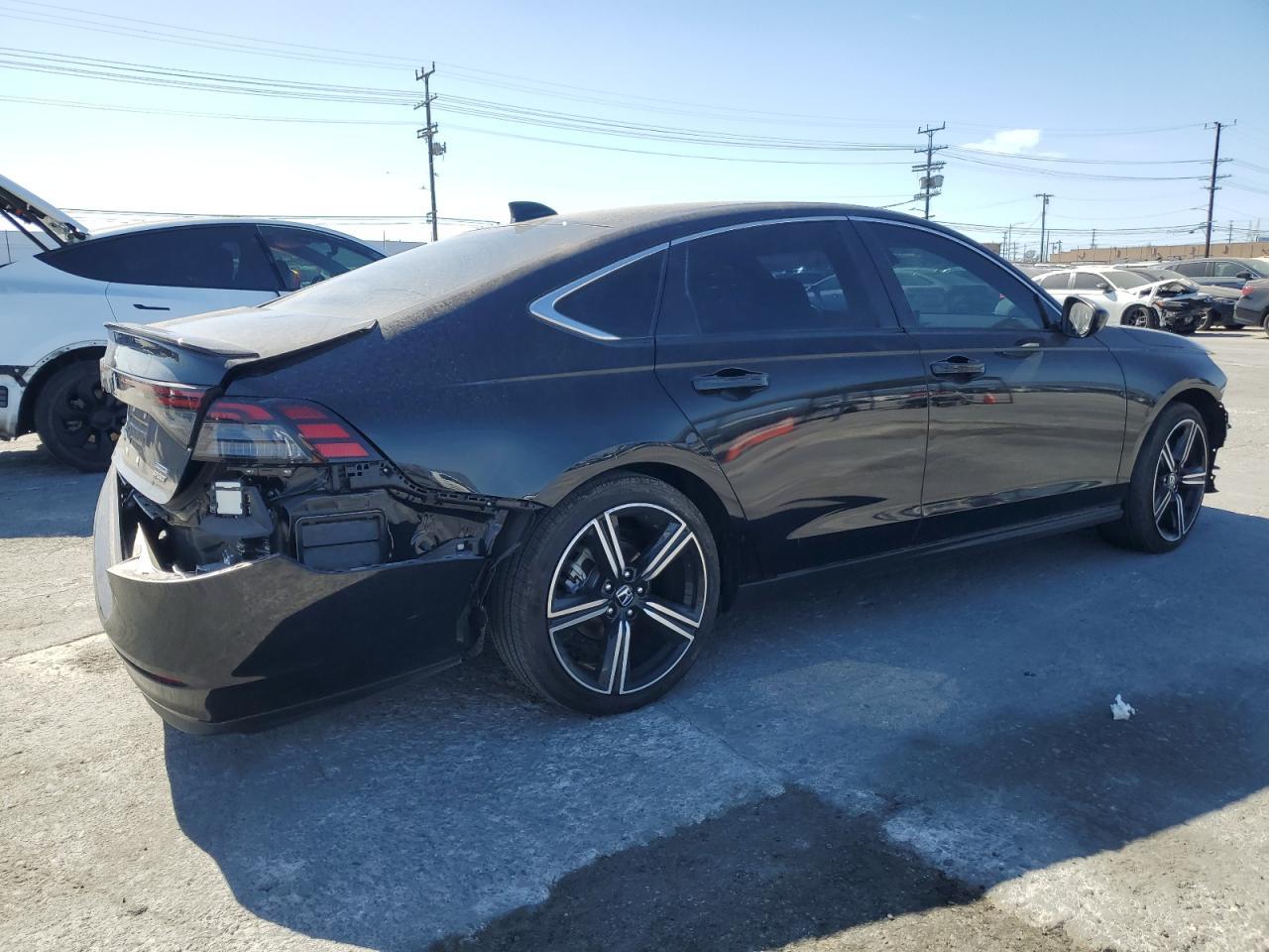 2024 Honda Accord Hybrid Sport - Image 3