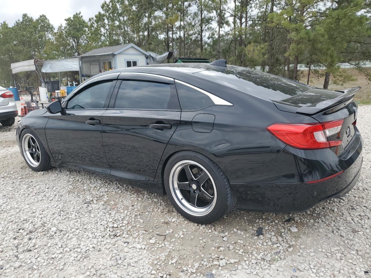 2018 Honda Accord Sport - Фото 2