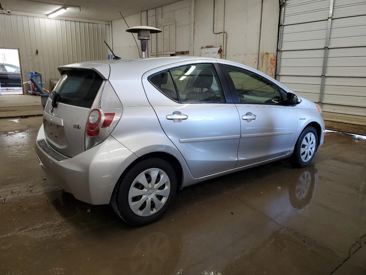 2012 Toyota Prius C - Фото 3