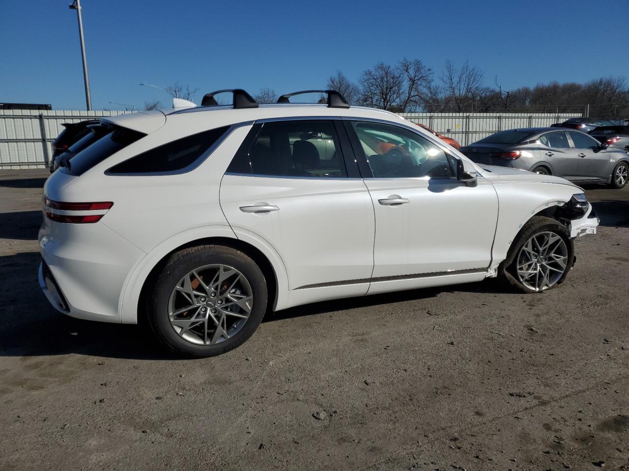 2025 Genesis Gv70 Base - Фото 3