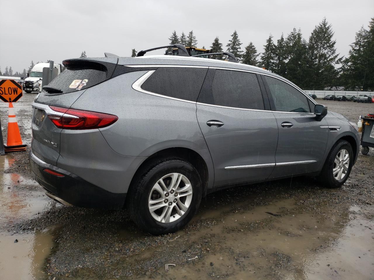 2018 Buick Enclave Essence - Image 3