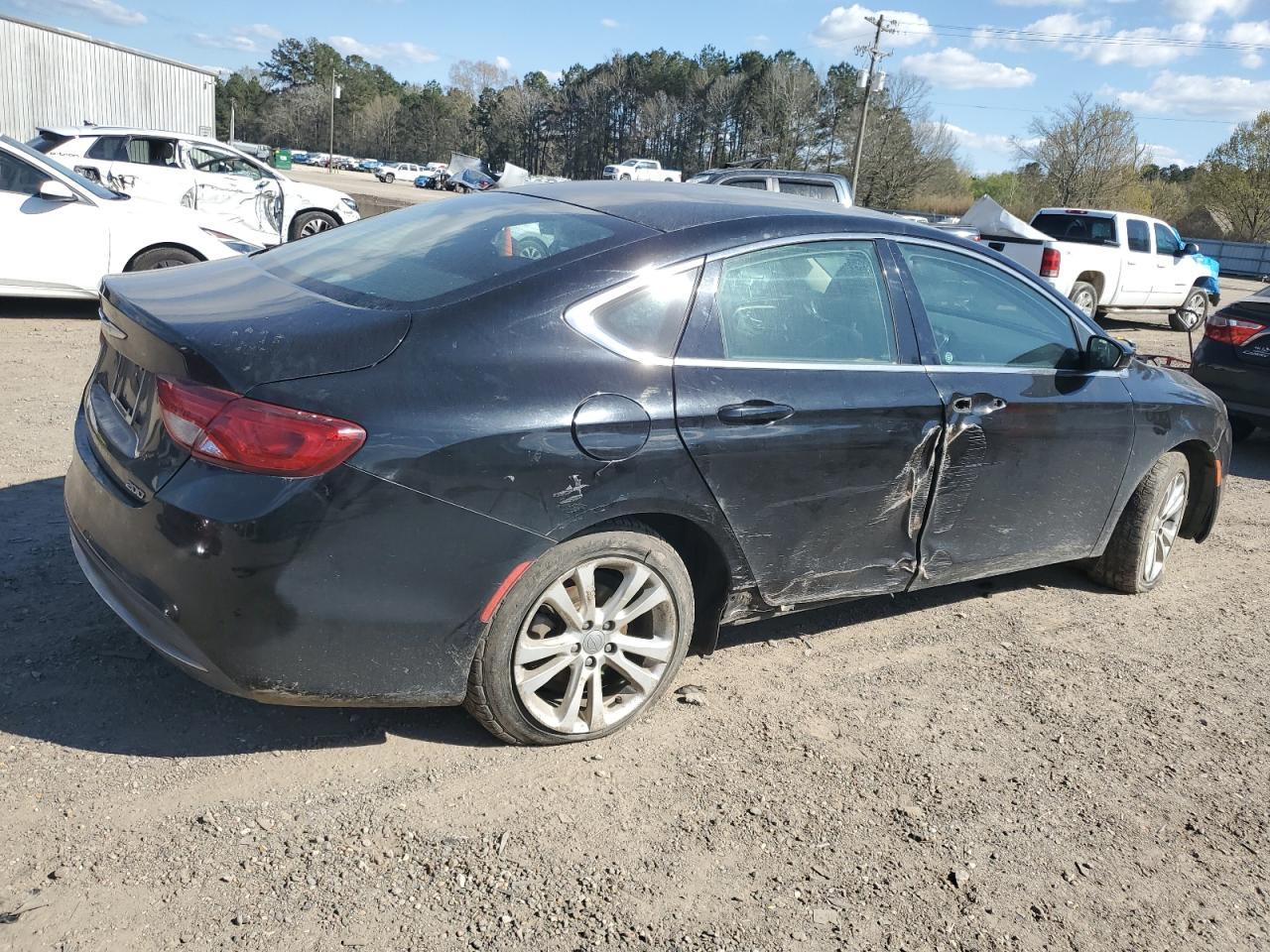 2016 Chrysler 200 Limited - Фото 3