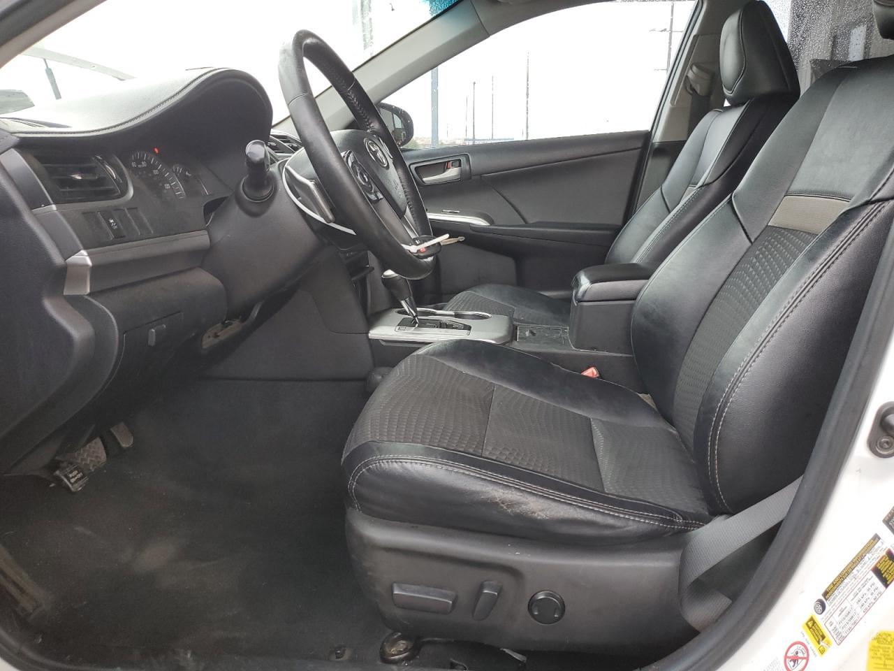 2014 Toyota Camry L - Фото 7