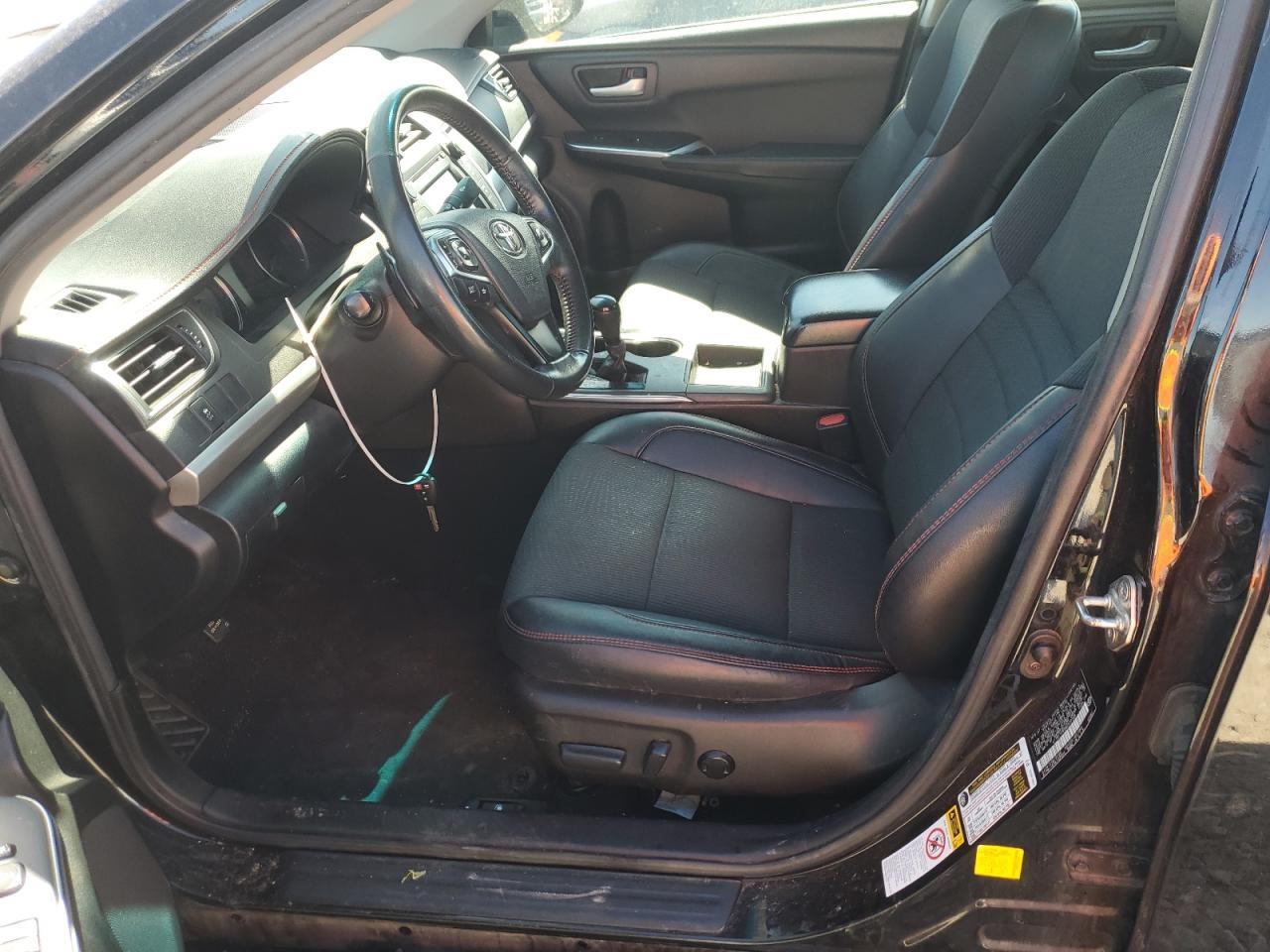 2016 Toyota Camry Le - Фото 7