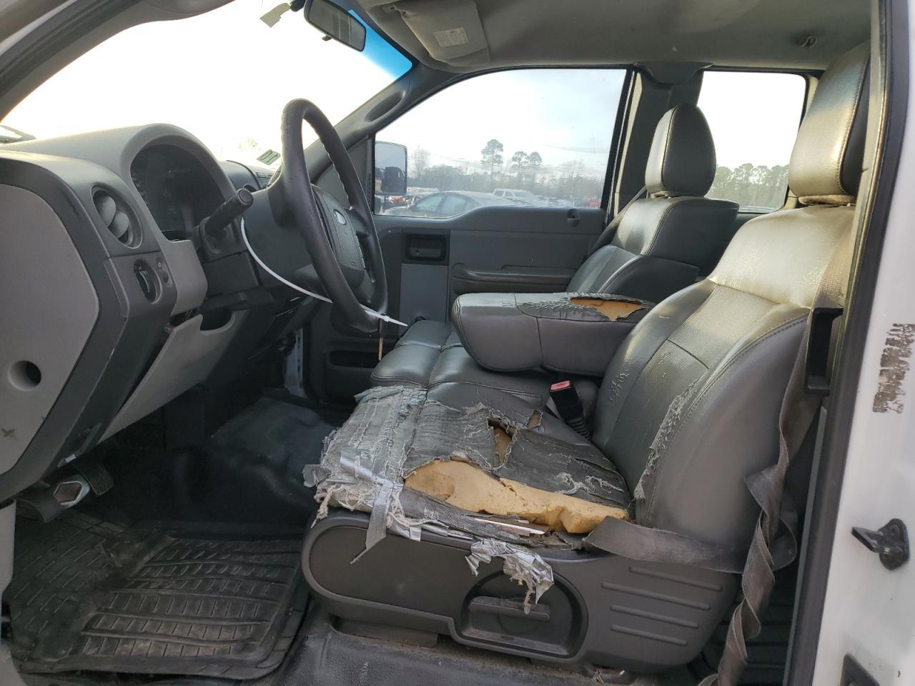 2006 Ford F150 - Image 7