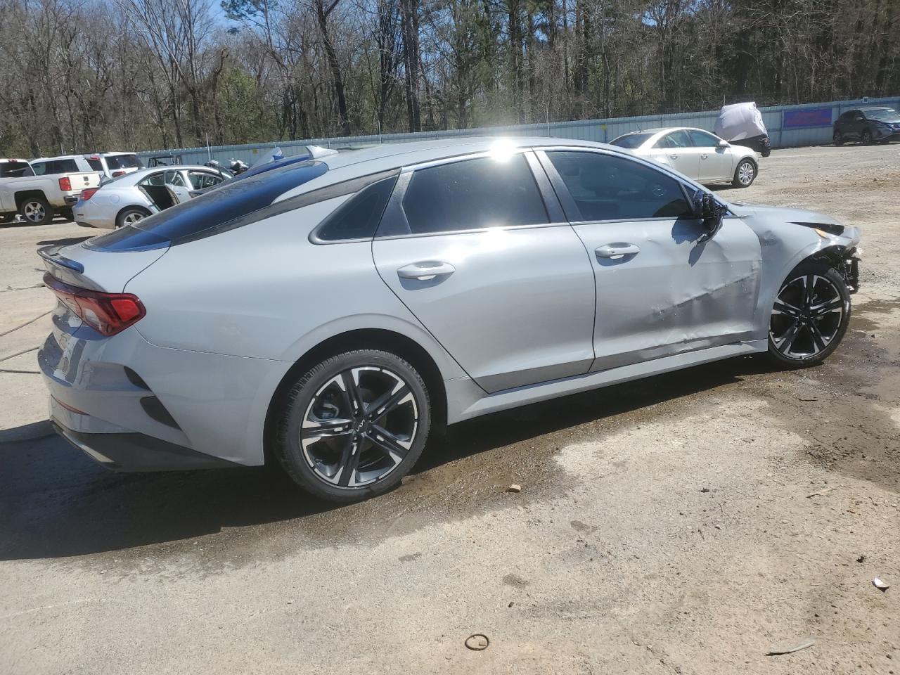 2024 Kia K5 Gt Line - Image 3