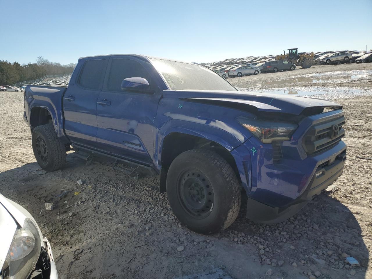 2024 Toyota Tacoma Double Cab - Image 4