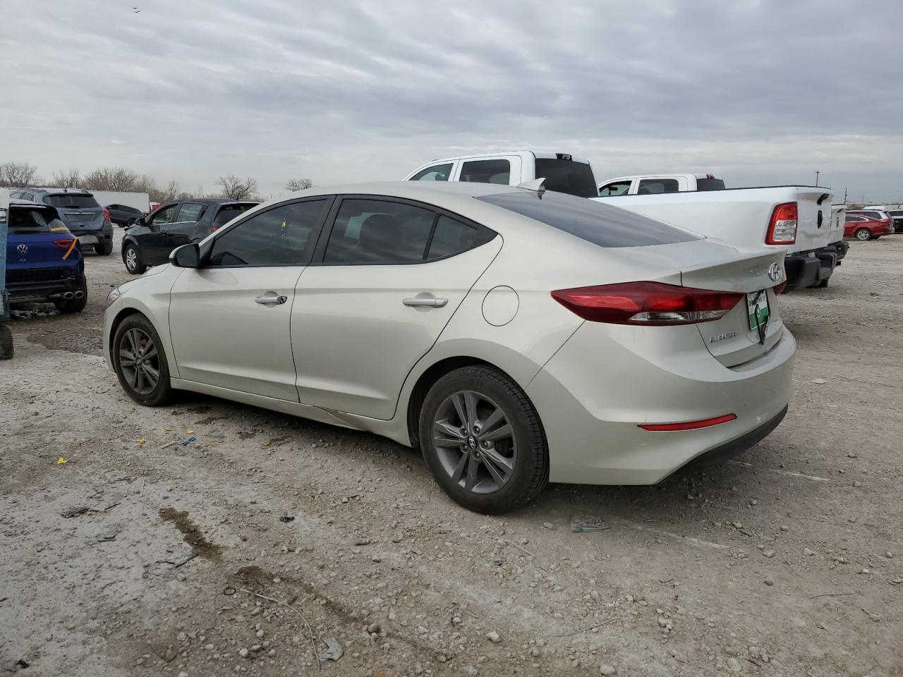 2017 Hyundai Elantra Se - Фото 2