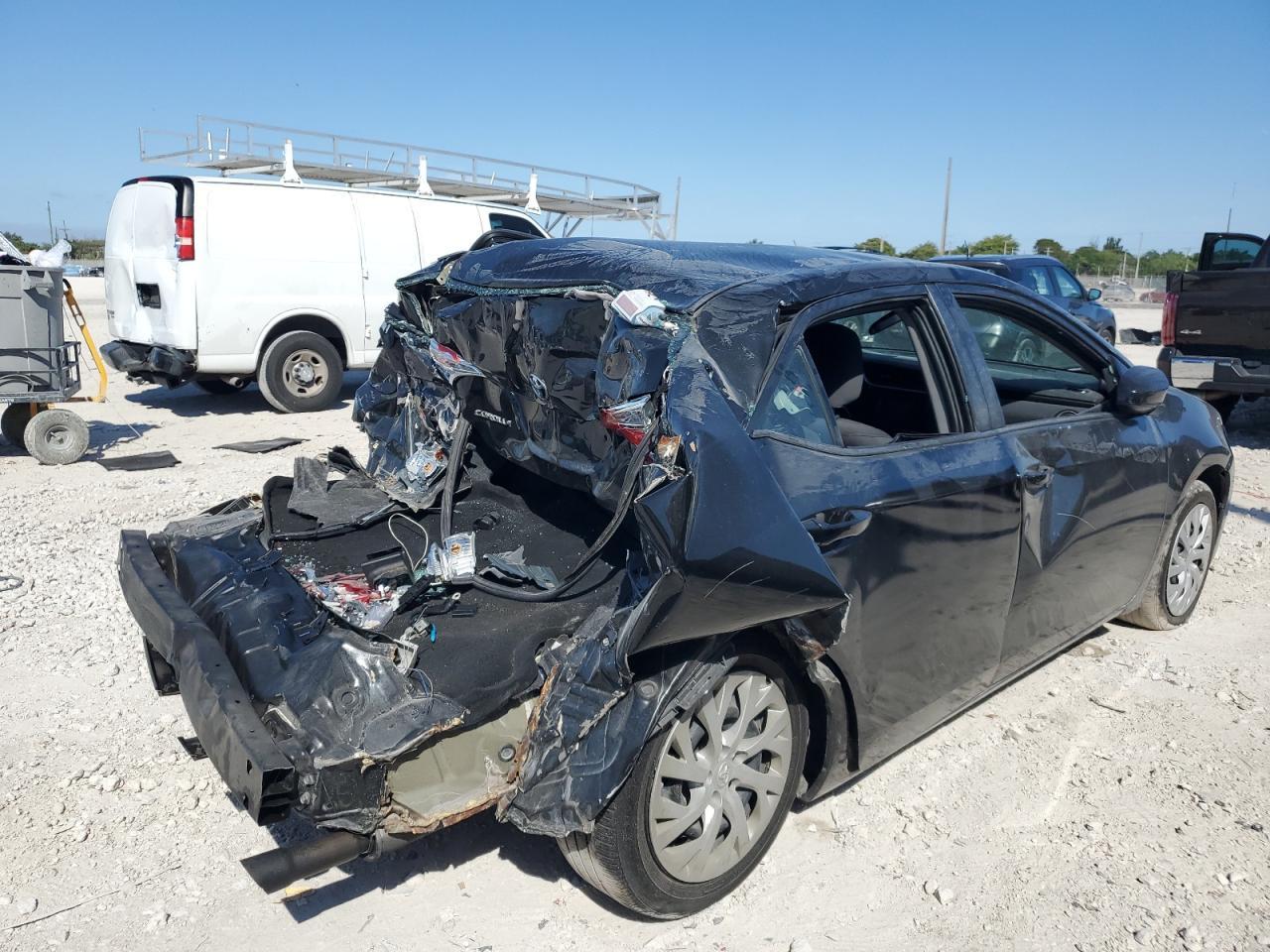 2019 Toyota Corolla L - Image 3