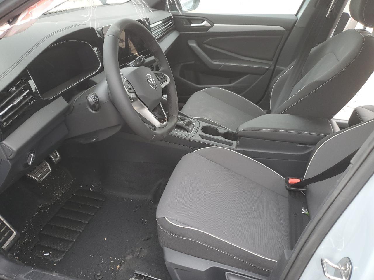 2025 Volkswagen Jetta Sport - Фото 7