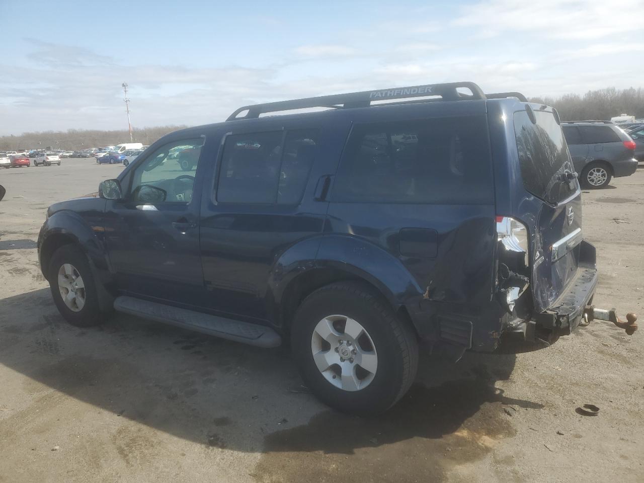 2006 Nissan Pathfinder Le - Image 2