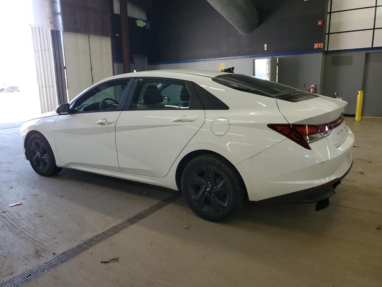 2023 Hyundai Elantra Sel - Фото 2