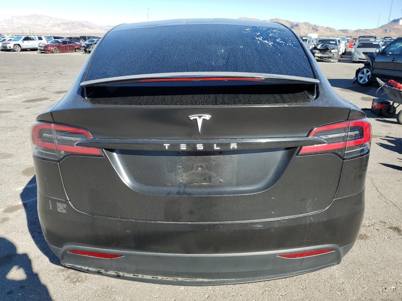 2019 Tesla Model X - Фото 6