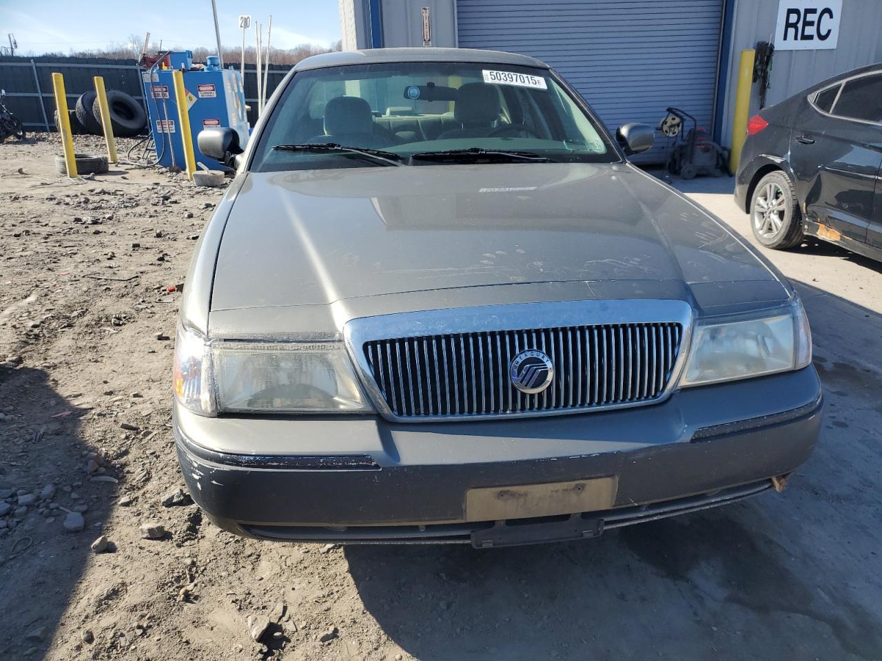 2004 Mercury Grand Marquis Gs - Фото 5