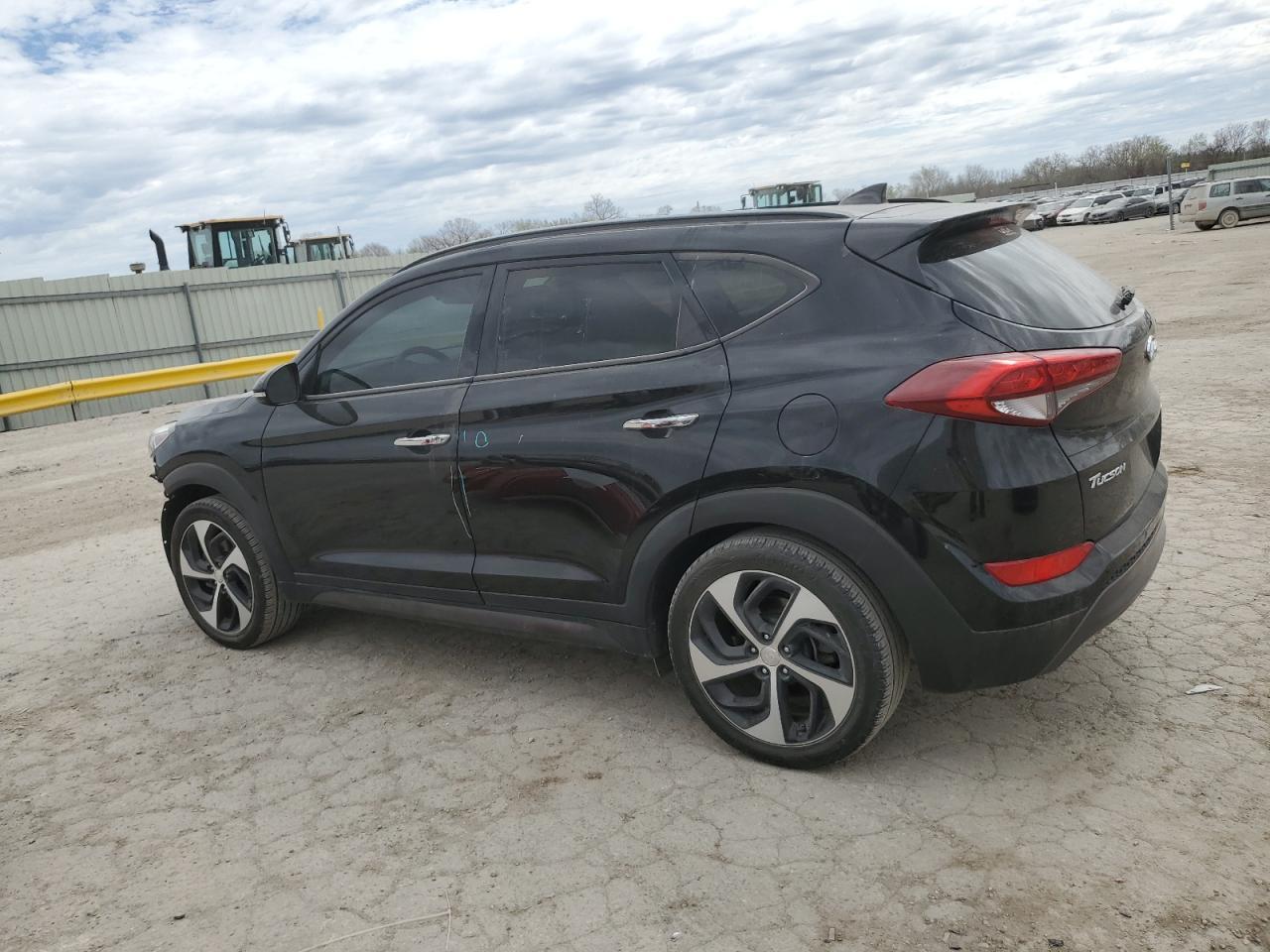 2016 Hyundai Tucson Limited - Фото 2