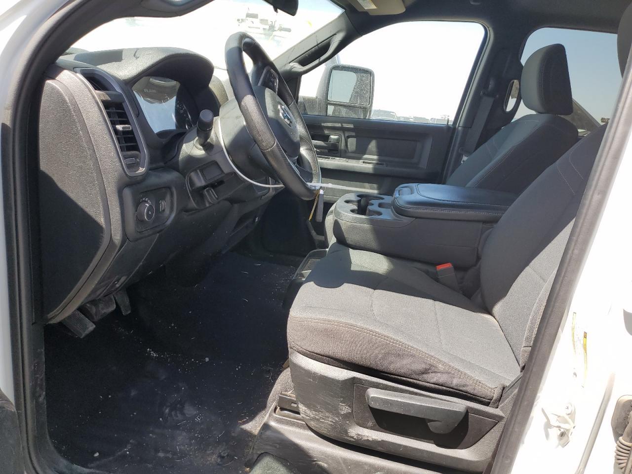 2024 Ram 3500 Tradesman - Фото 7