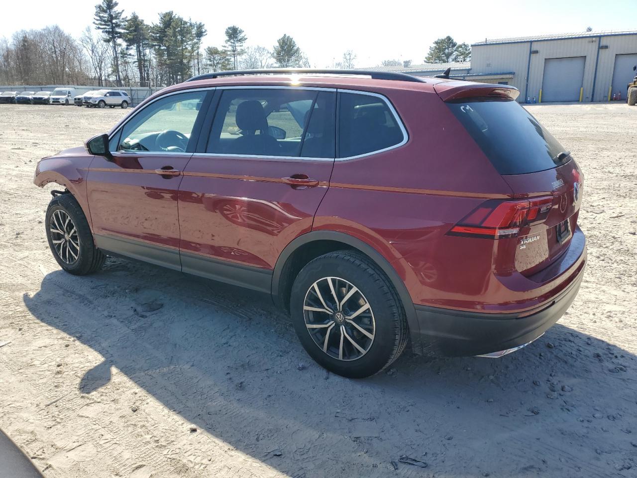 2019 Volkswagen Tiguan Se - Фото 2
