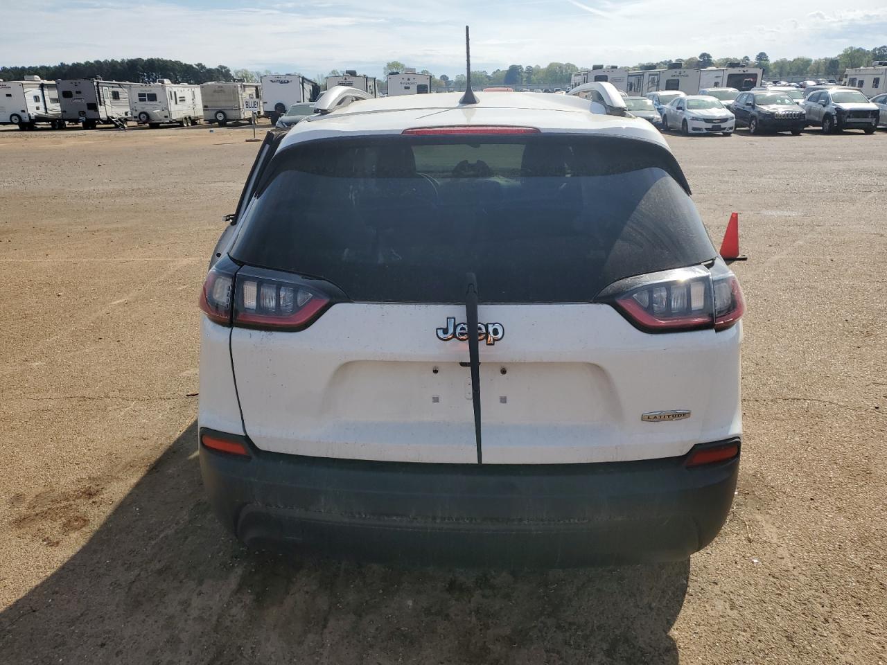 2019 Jeep Cherokee Latitude - Image 6