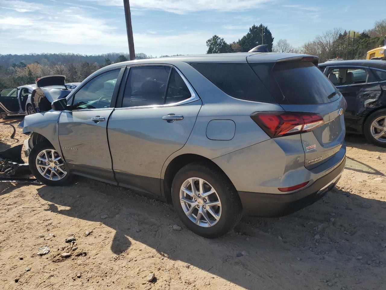 2023 Chevrolet Equinox Lt - Image 2