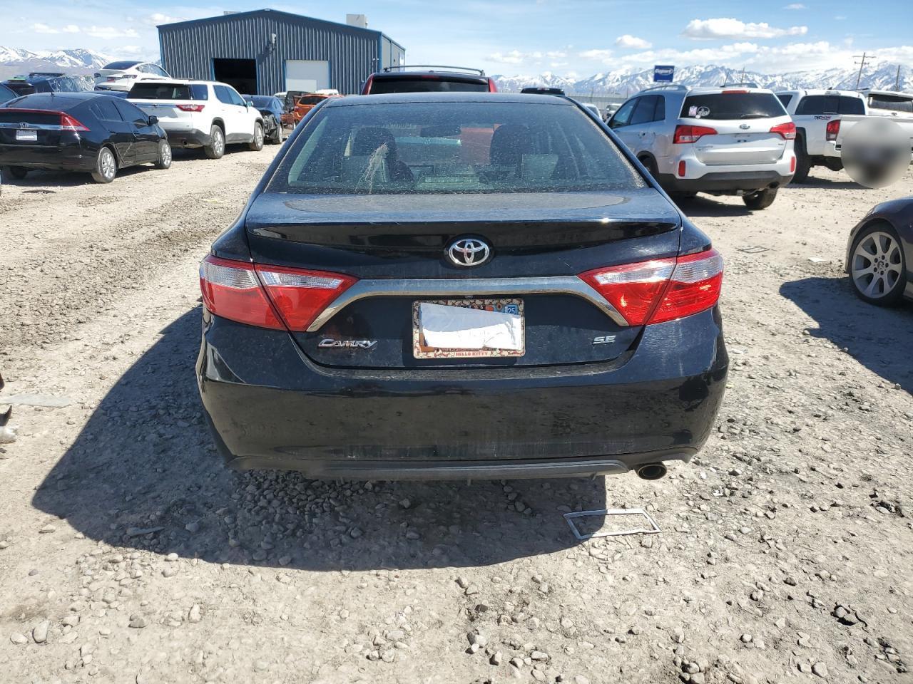 2016 Toyota Camry Le - Фото 6