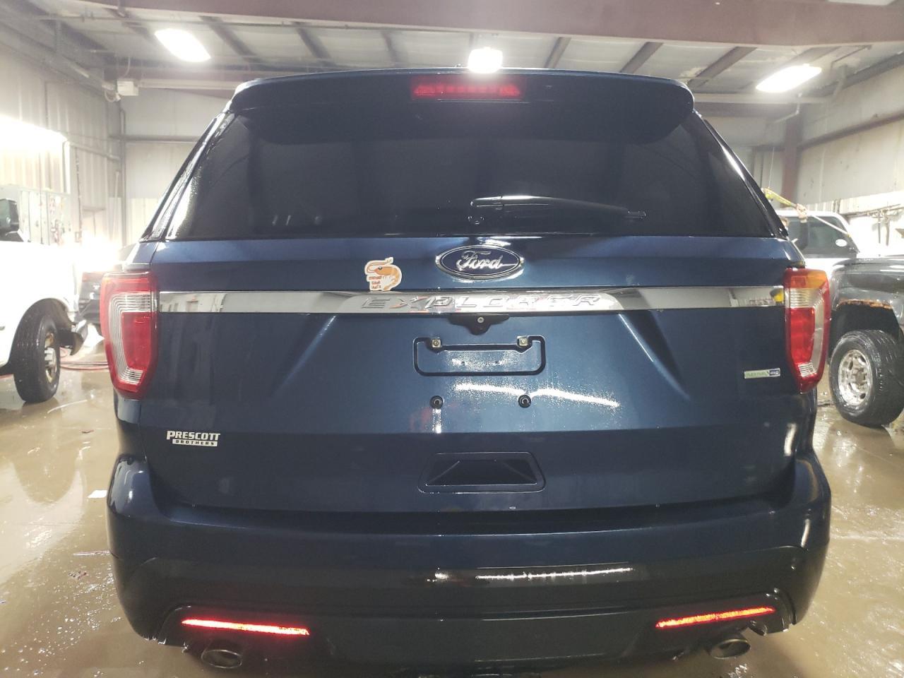 2016 Ford Explorer - Фото 6