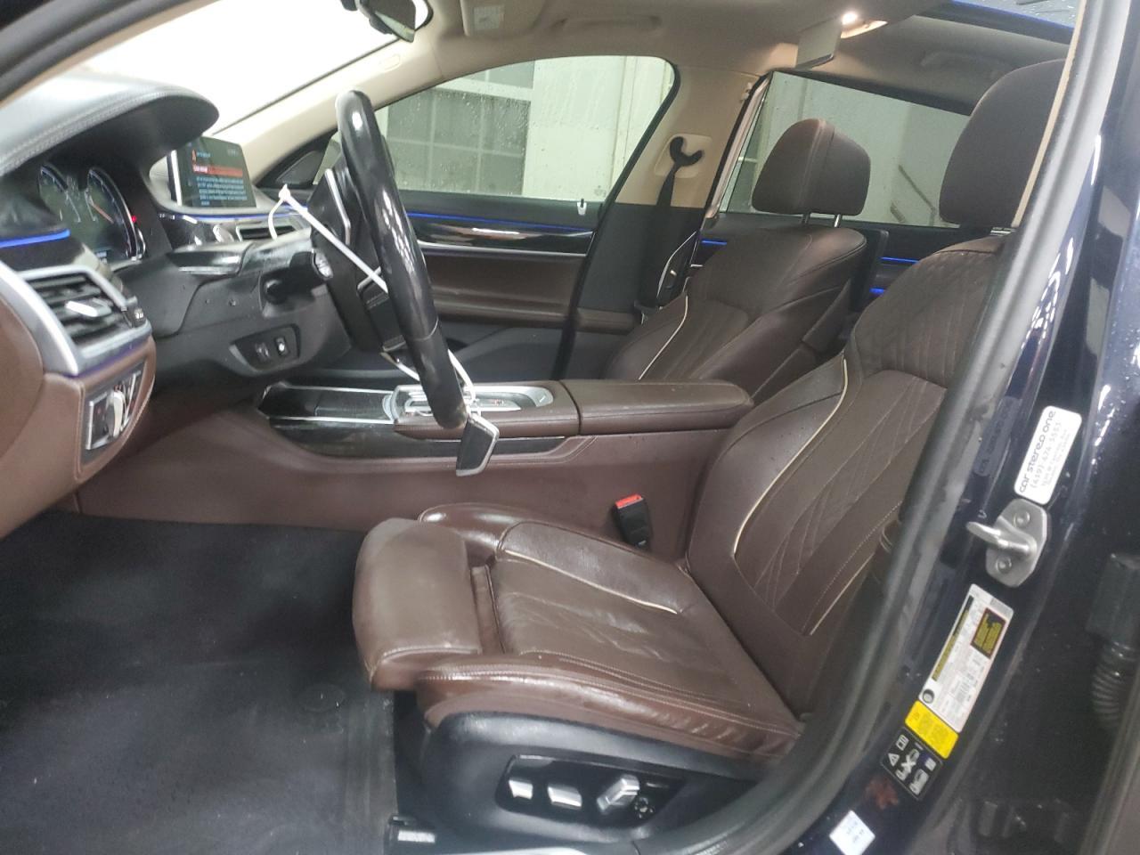 2018 BMW 750 Xi - Фото 7