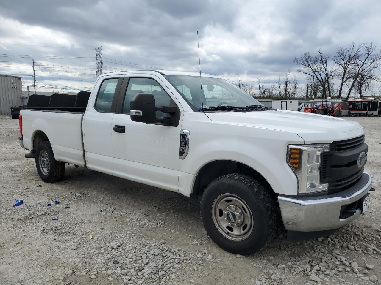 2019 Ford F250 Super Duty - Фото 4