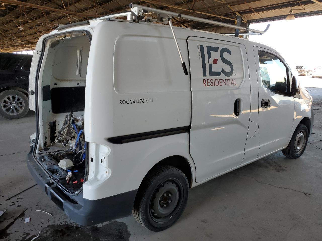 2015 Nissan Nv200 2.5S - Фото 3