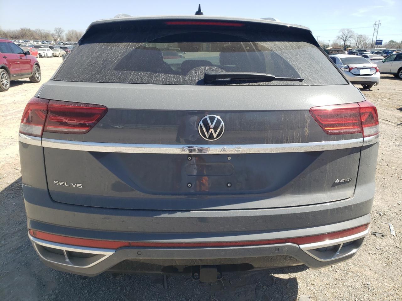 2023 Volkswagen Atlas Cross Sport Sel Premium R-Line - Image 6