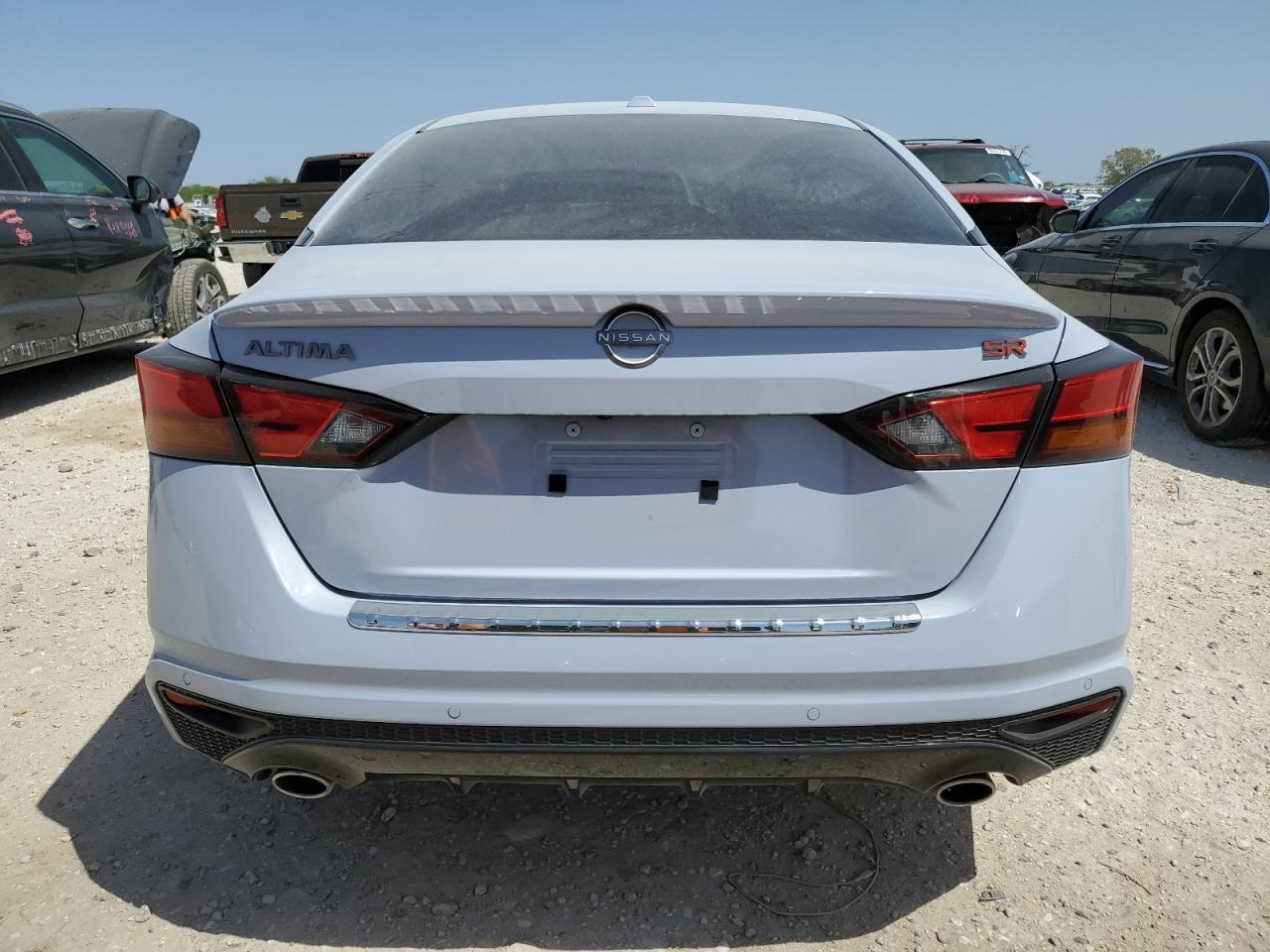 2023 Nissan Altima Sr - Фото 6