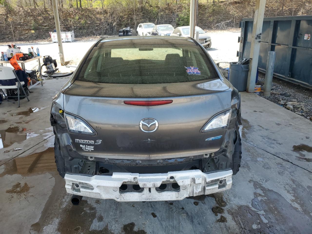 2012 Mazda 3 I - Image 6