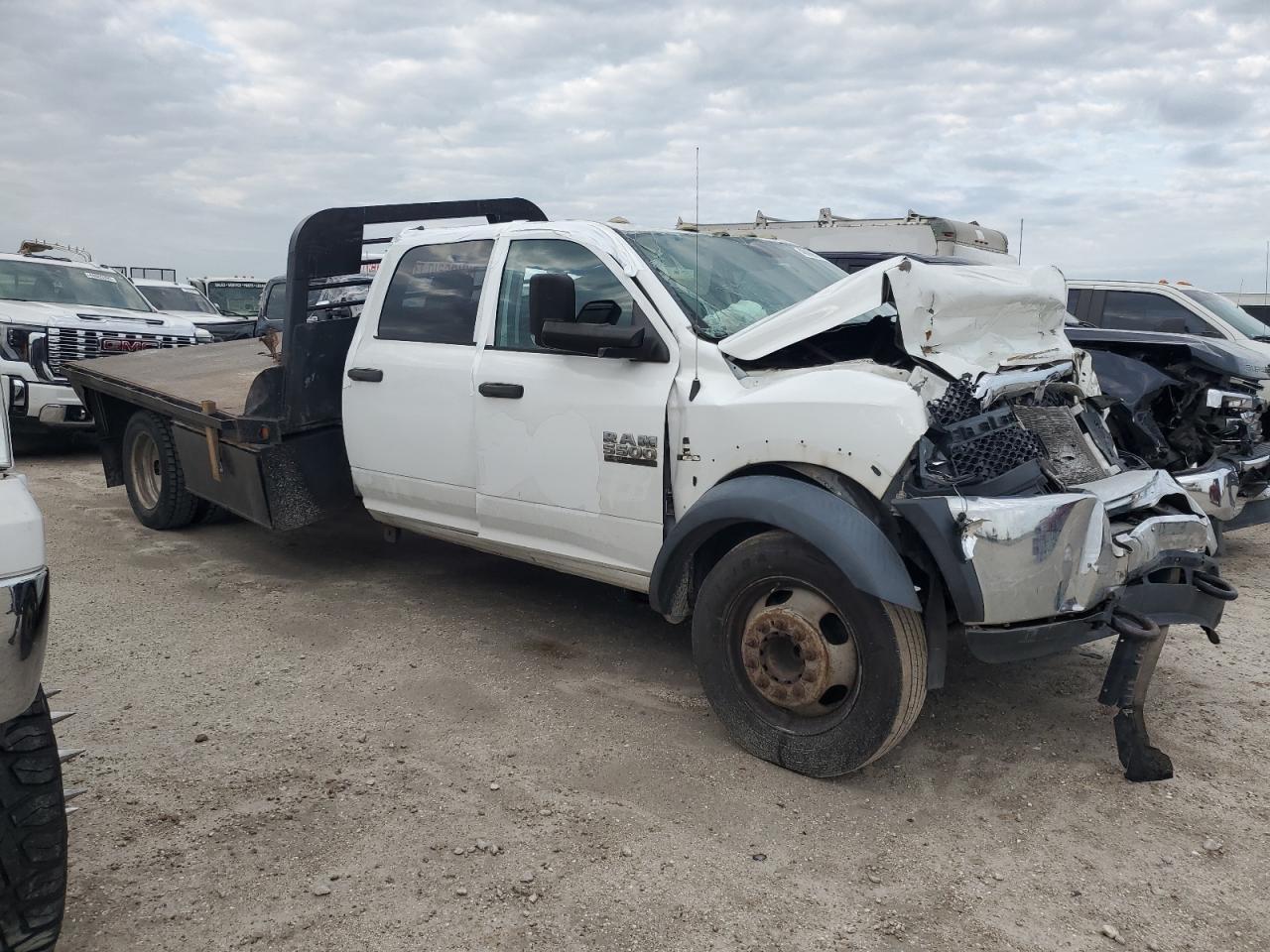 2015 Ram 5500 - Image 4