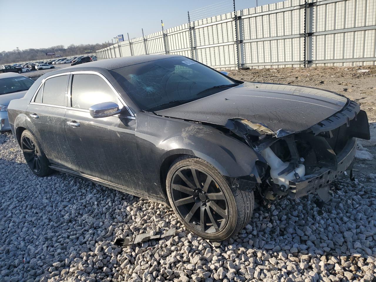 2012 Chrysler 300C - Фото 4