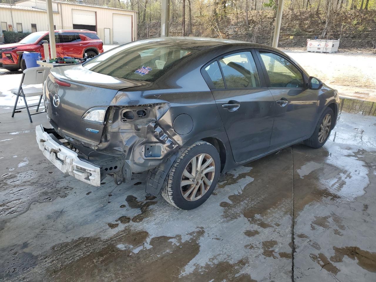 2012 Mazda 3 I - Image 3