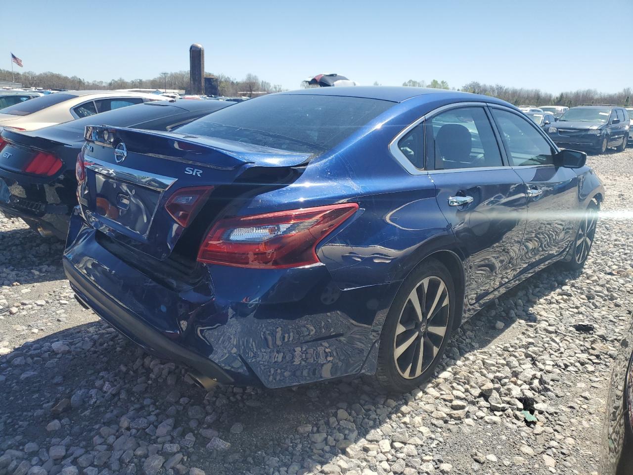 2018 Nissan Altima 2.5 Sr - Фото 3