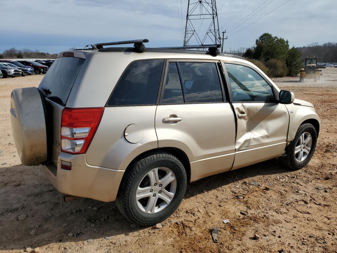 2006 Suzuki Grand Vitara Luxury - Image 3