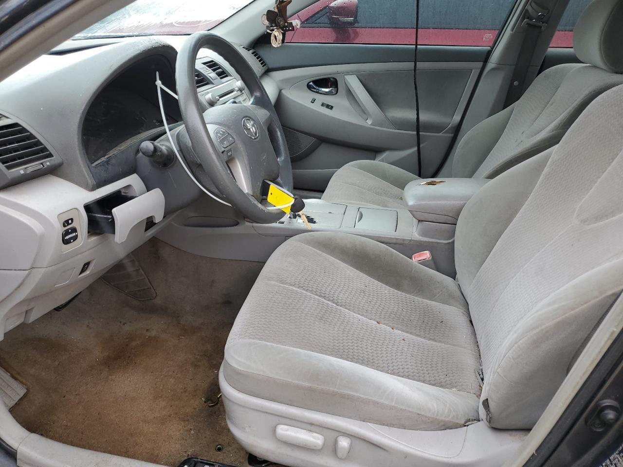 2010 Toyota Camry Base - Фото 7